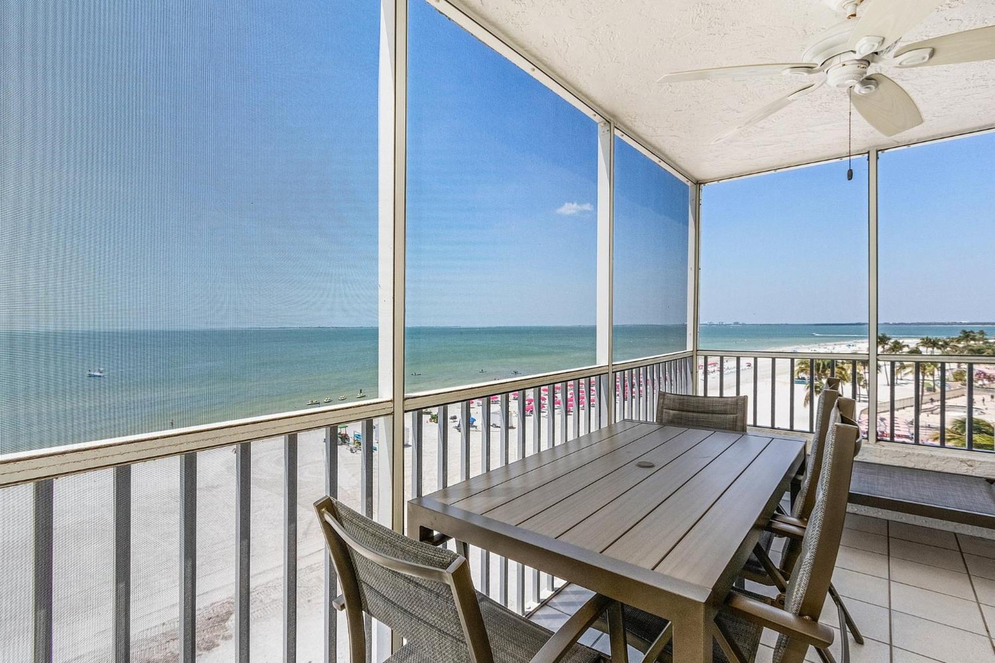 Fantastic Gulf Front Condo On The North End Of The Island - Beach Villas # 504 Condo Fort Myers Beach Bagian luar foto