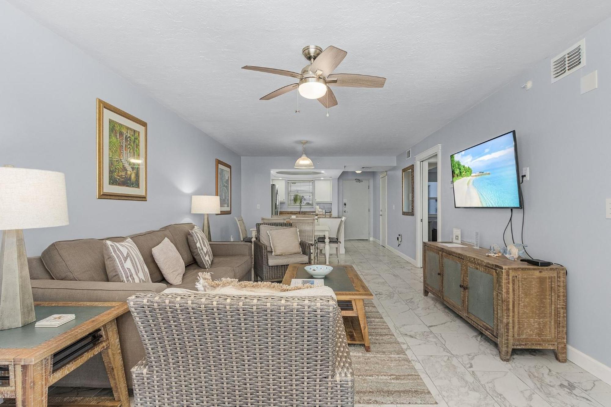 Fantastic Gulf Front Condo On The North End Of The Island - Beach Villas # 504 Condo Fort Myers Beach Bagian luar foto