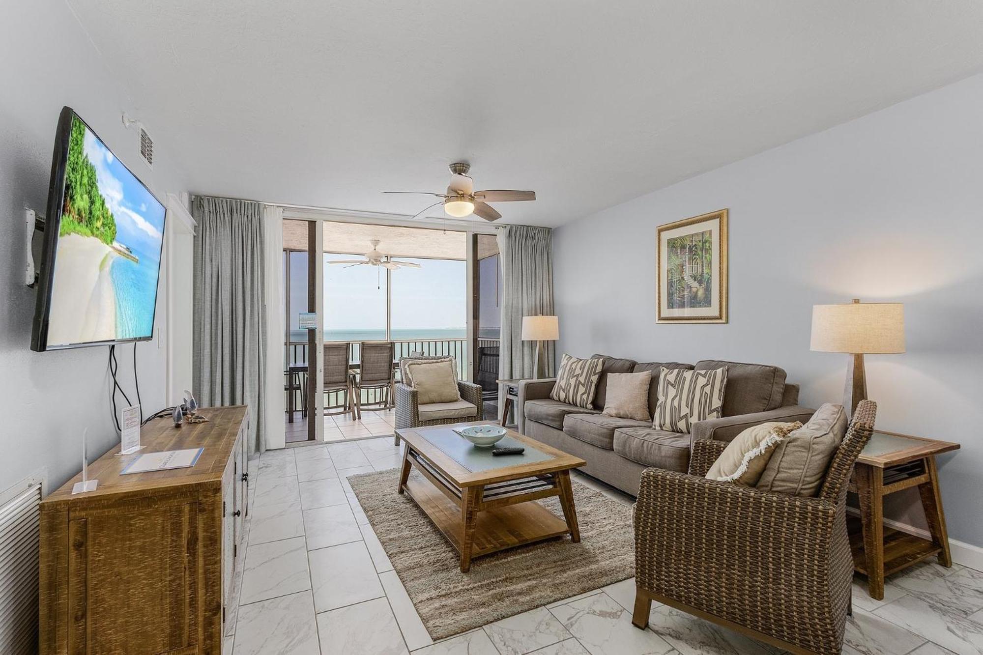 Fantastic Gulf Front Condo On The North End Of The Island - Beach Villas # 504 Condo Fort Myers Beach Bagian luar foto